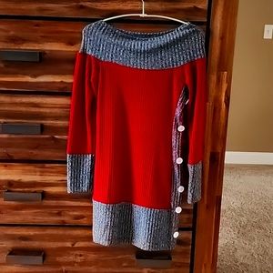 Cute sweater dress, form fitting